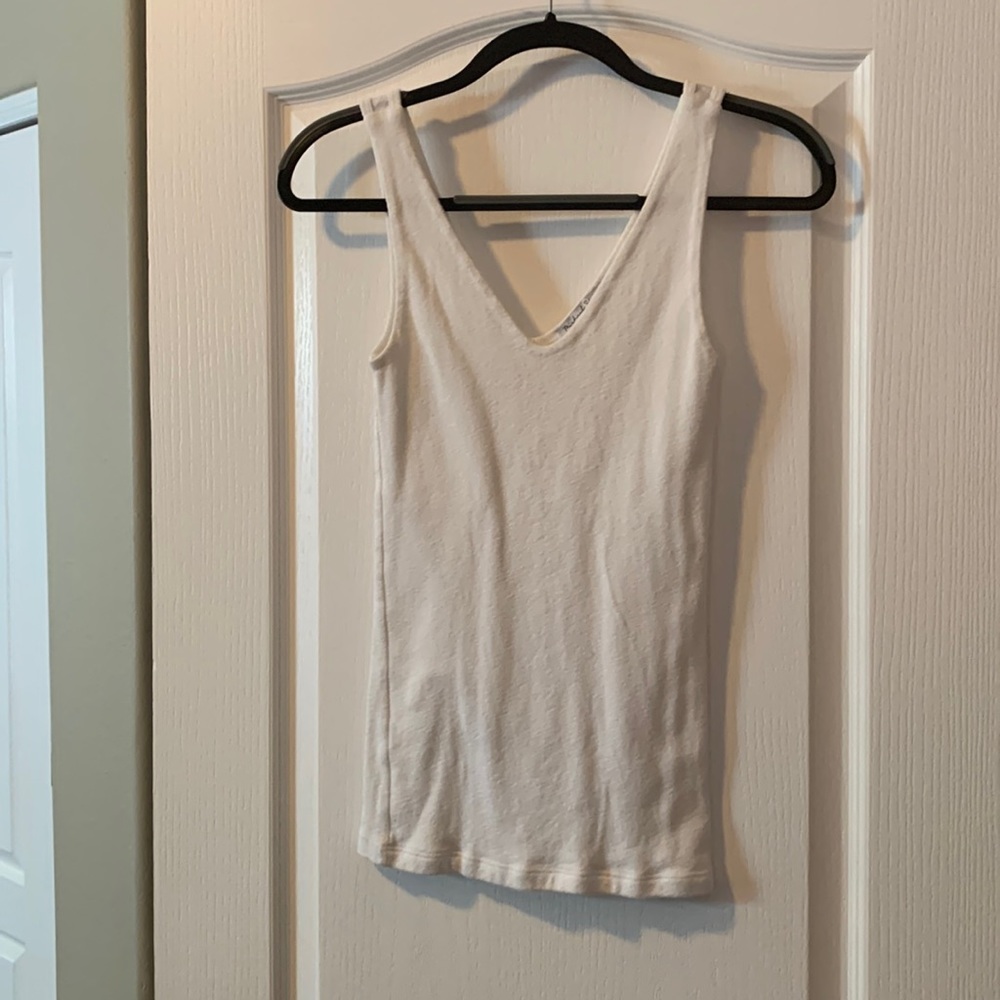 Michael Stars white v neck tank
